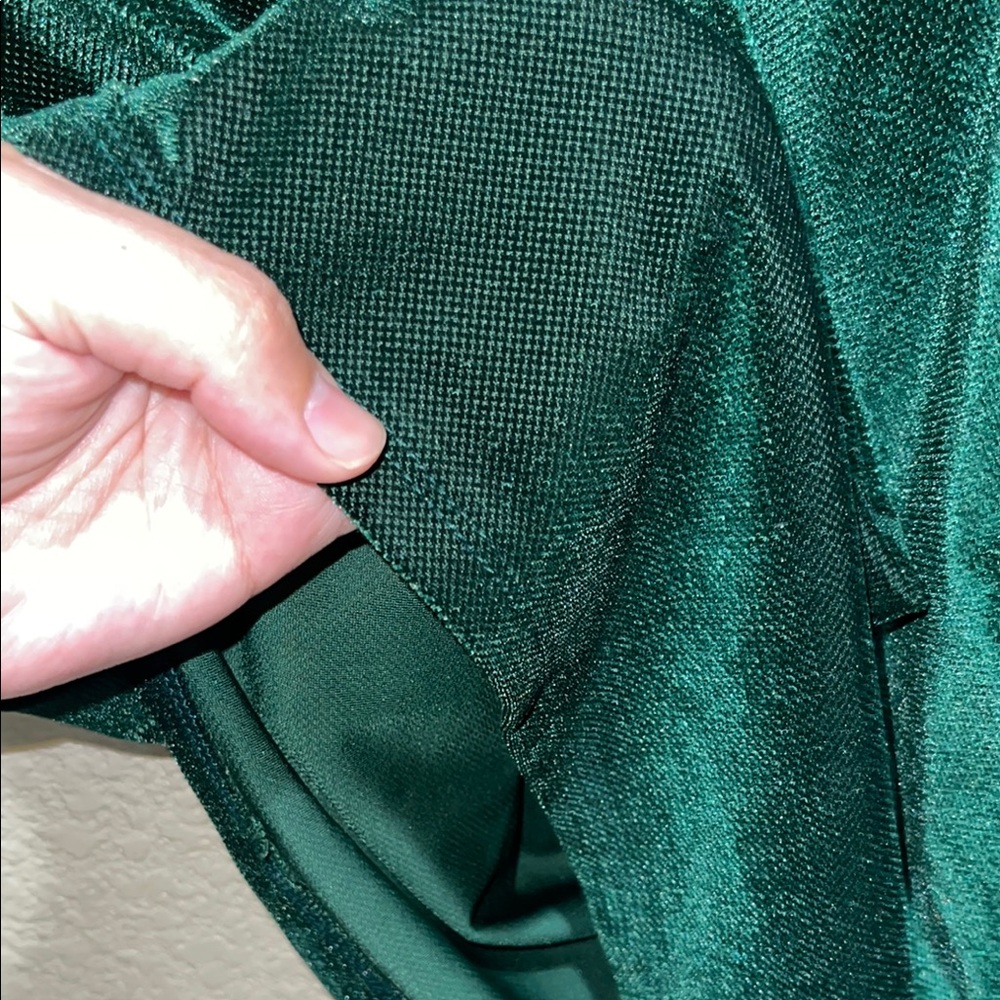 Zara Green Velvet Long Sleeve Bodycon Dress - Picture 4 of 6